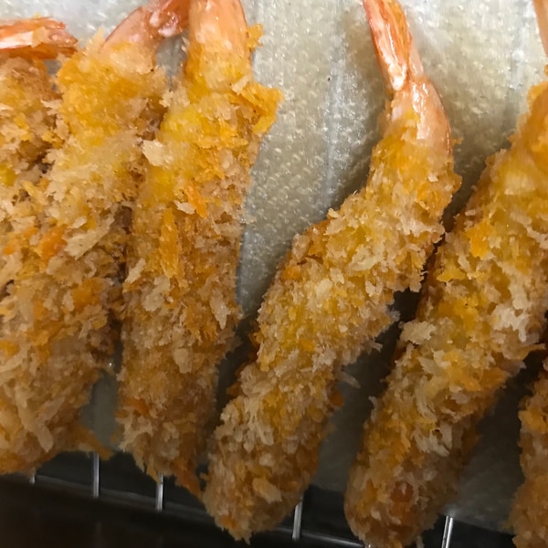料理の基本！ 冷凍エビフライの揚げ方