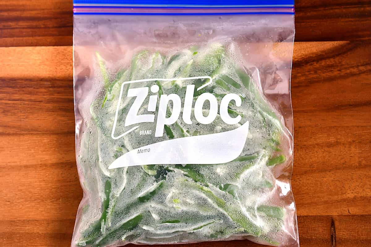 氷水に漬けるだけでピーマンが大変身！「パリパリピーマン」のおつまみ5選。イエノミスタイル 家飲みを楽しむ人の情報サイト