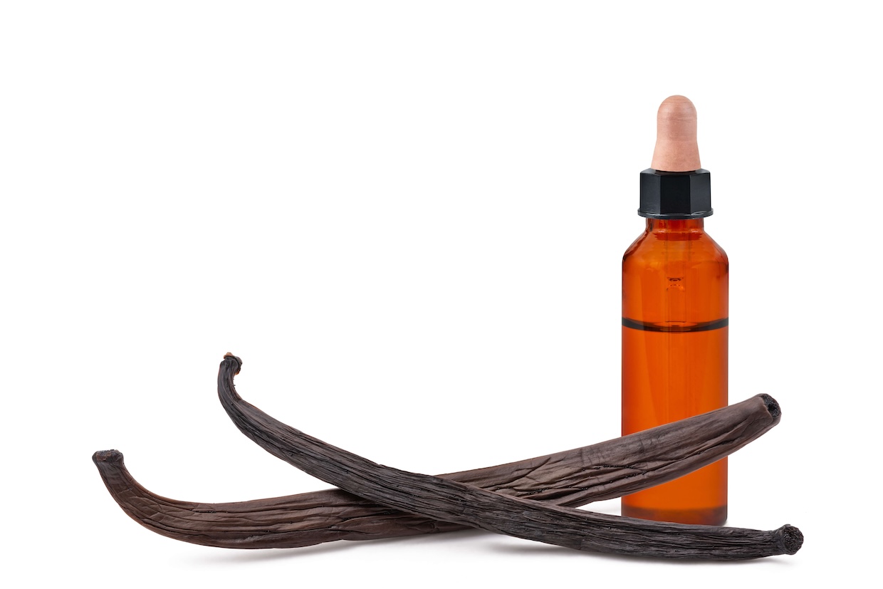 バニラエッセンスとバニラオイルどっちがいい？用途別の選び方徹底解説 - セレクトワン