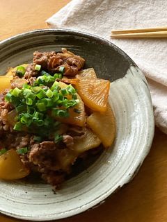 ご飯によく合うアイデアぞろい♪「牛肉×大根」の韓国風レシピフーディストノート