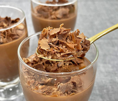 豆乳生チョコ スジャータめいらくグループ