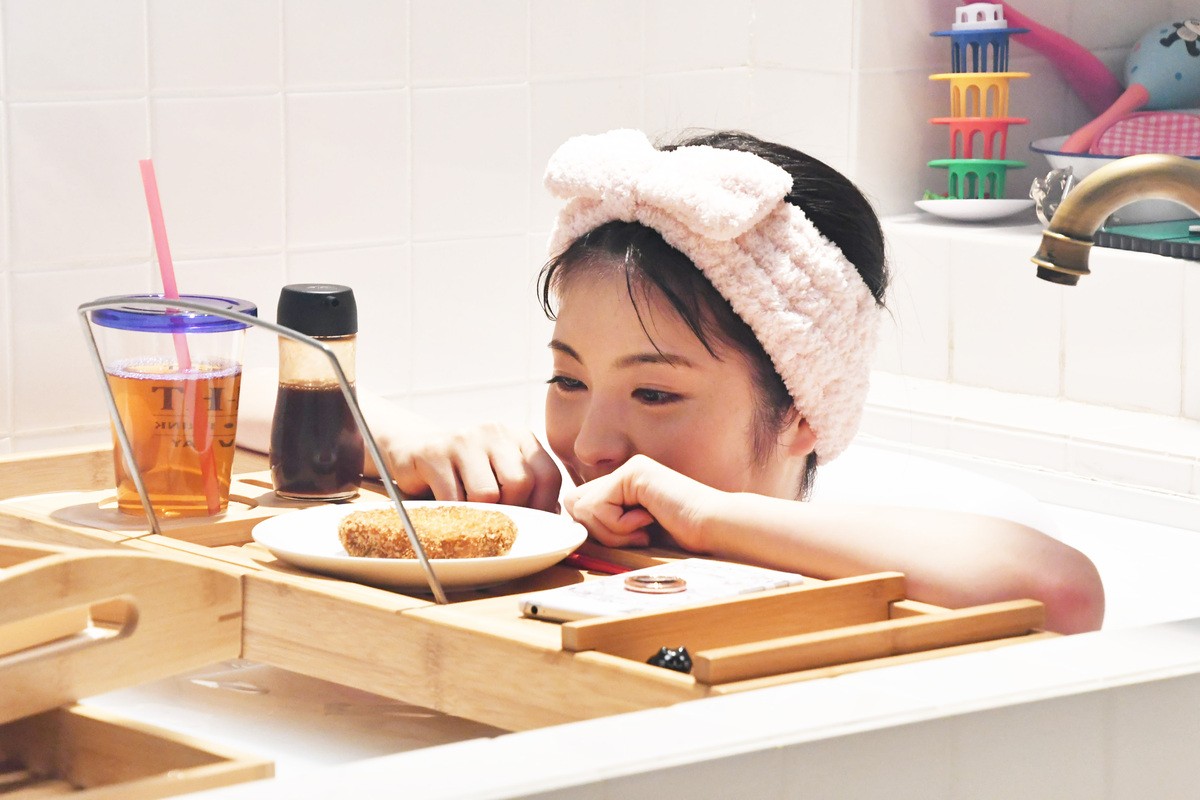 気を許した相手だったら、アリかな」浜辺美波にデートの感想を聞いたら、大人びた答えで驚いた！ 1 2東京カレンダー最新のグルメ、洗練されたライフスタイル情報