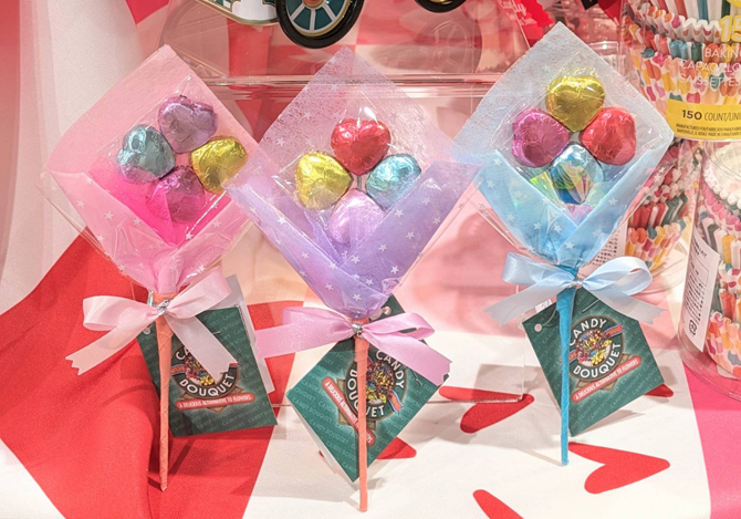 Amazon.co.jp: キャンディバルーンブーケ 音符 ブルー 手持ちSサイズ お菓子11個 詰め合わせ お菓子ブーケ 子供 プレゼント ピアノダンス 発表会 花束 プチギフトグリーン: 食品・飲料・お酒