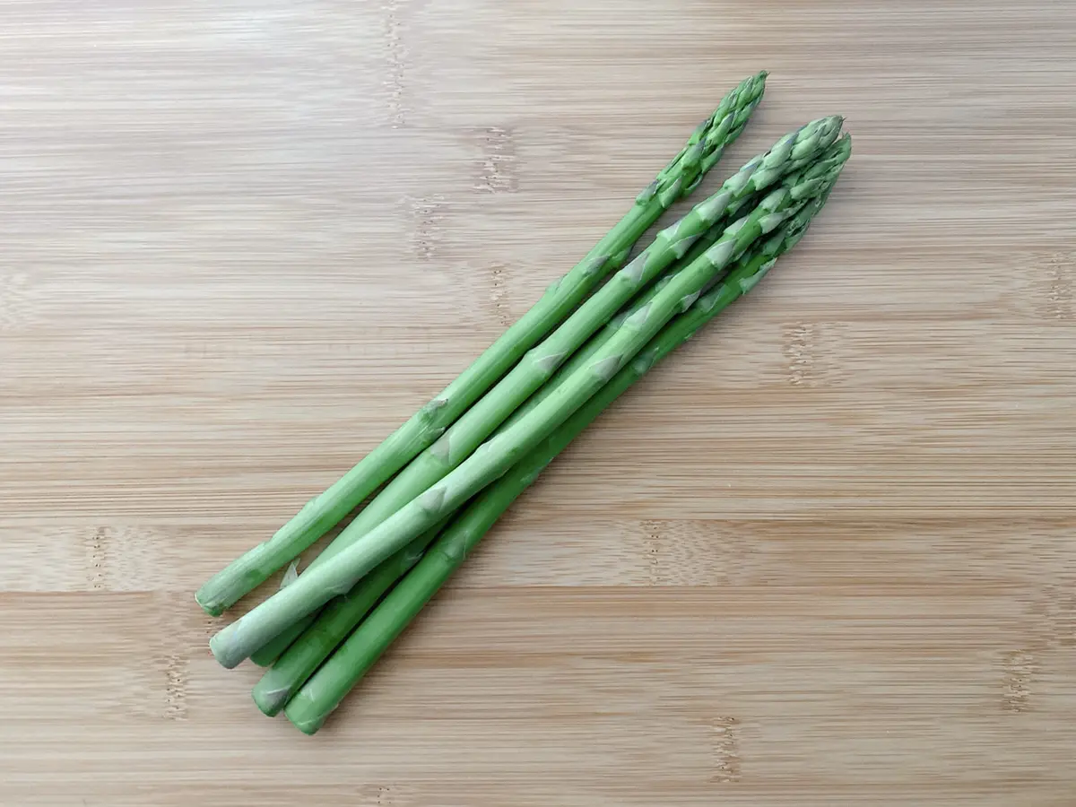 アスパラの保存方法：冷凍保存の仕方もイラストで解説
