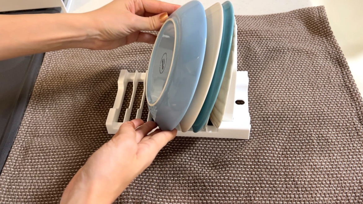 これは買って大正解‼️ DAISO ダイソー の「水切りディッシュスタンド」をご紹介します♪ 出典元📝https:4meee.com articles view 30045734DAISOダイソーダイソー購入品ダイソー便利グッズダイソー収納ダイソー商品ダイソー新商品ダイソーおすすめ