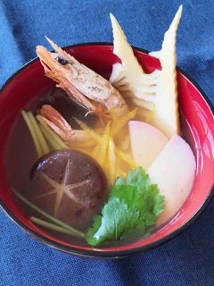 鹿児島のお雑煮といえば？ 豪華な「焼き海老雑煮」で新春を祝う家庭画報.com“素敵な人”のディレクトリ