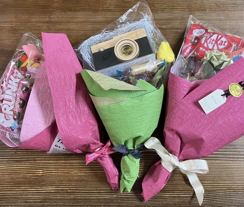 100均の材料で楽々簡単！手作りキャンディブーケの作り方とアレンジ法まとめ - macaroni