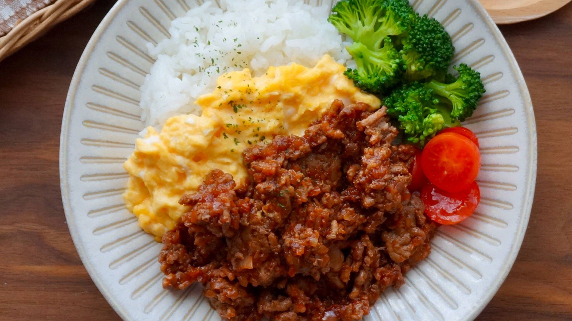 煮込みハンバーグ