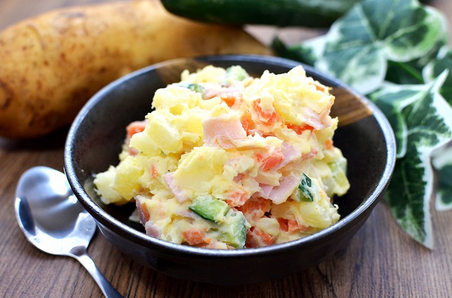 ビーフジャーキー入りポテサラ