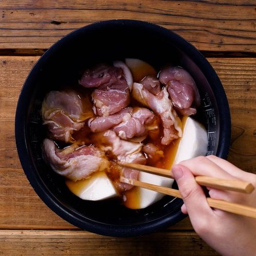 簡単すぎる♪鶏もも肉ときのこのみぞれ煮きっずごはん