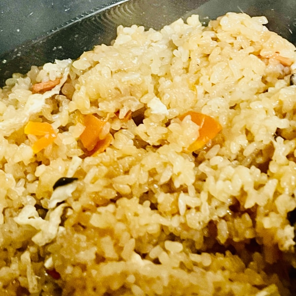 少ない材料でも美味い！後混ぜ炊き込みご飯