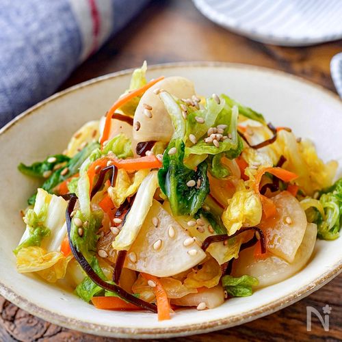 白だしで簡単！『さっぱり白菜の浅漬け』