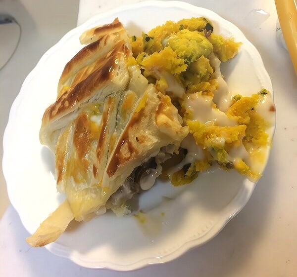 魔女宅「ニシンのパイ」作り方動画も公開！大好評の『映画の食事会』CINEMAS＋