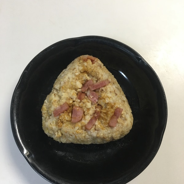 レンジで簡単！悪魔のおにぎりオートミールおにぎり