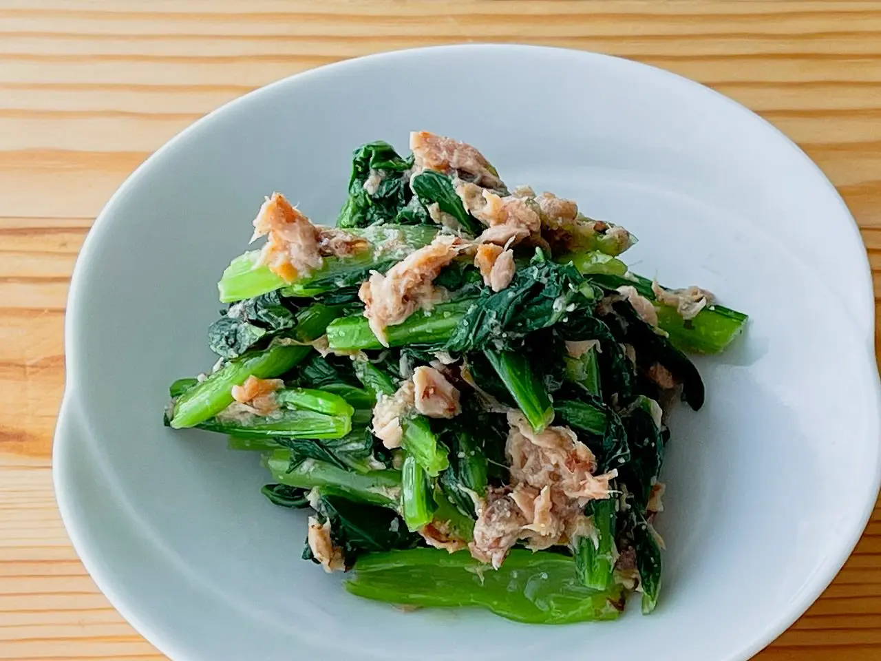 小松菜とツナのごまあえ 箸休めにぴったりな簡単レシピ・作り方Tasty