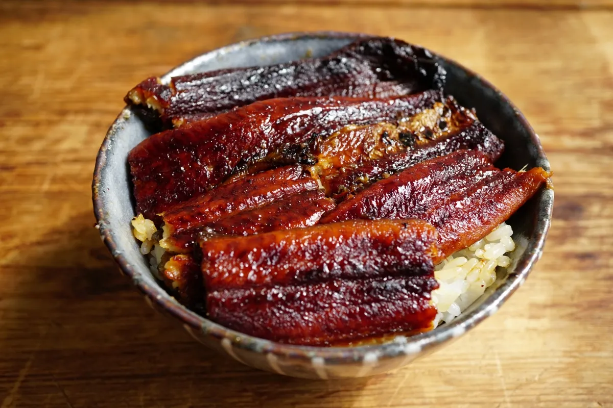 市販・スーパー うなぎの温め方・焼き方！蒲焼きの温め直しや美味しい食べ方も紹介！特集・コラム - ディノス