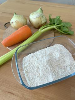 洋風だしのように使える「コンソメ麹」の作り方。市販の素は使わない！ - macaroni