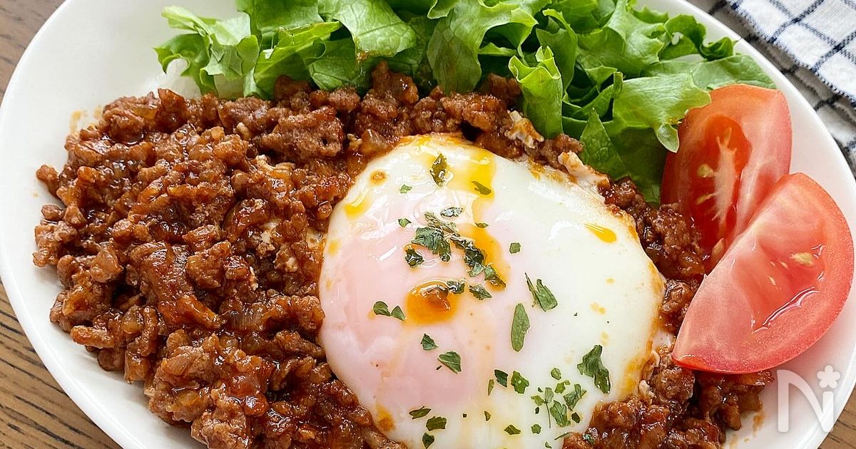 簡単ハワイアン「ロコモコ丼」の基本レシピ。ソースも手作りしよう