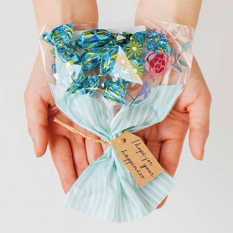 クロミ プチギフト お菓子ブーケ 誕生日 発表会 結婚式 こどもの日 手土産 - メルカリ