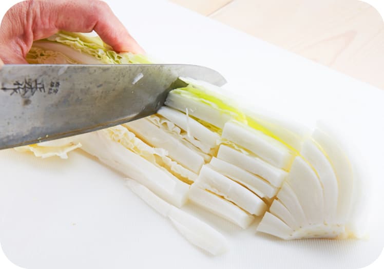 白菜大量消費！レンジ3分の簡単やみつき中華風白菜レシピ