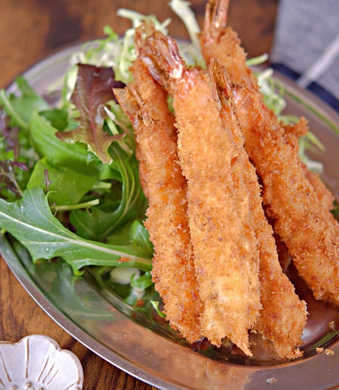 まっすぐプリプリ。「エビフライ」の基本の下ごしらえ方法