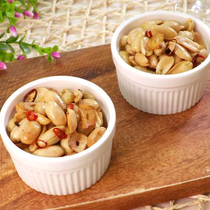 竹輪の新しい食べ方♡ぷりぷり竹輪とピーナッツの青のりバター醤油 「ピーナッツがめっちゃいいアクセント♪」「まるめし」Chikuwa andpeanuts stir-fry