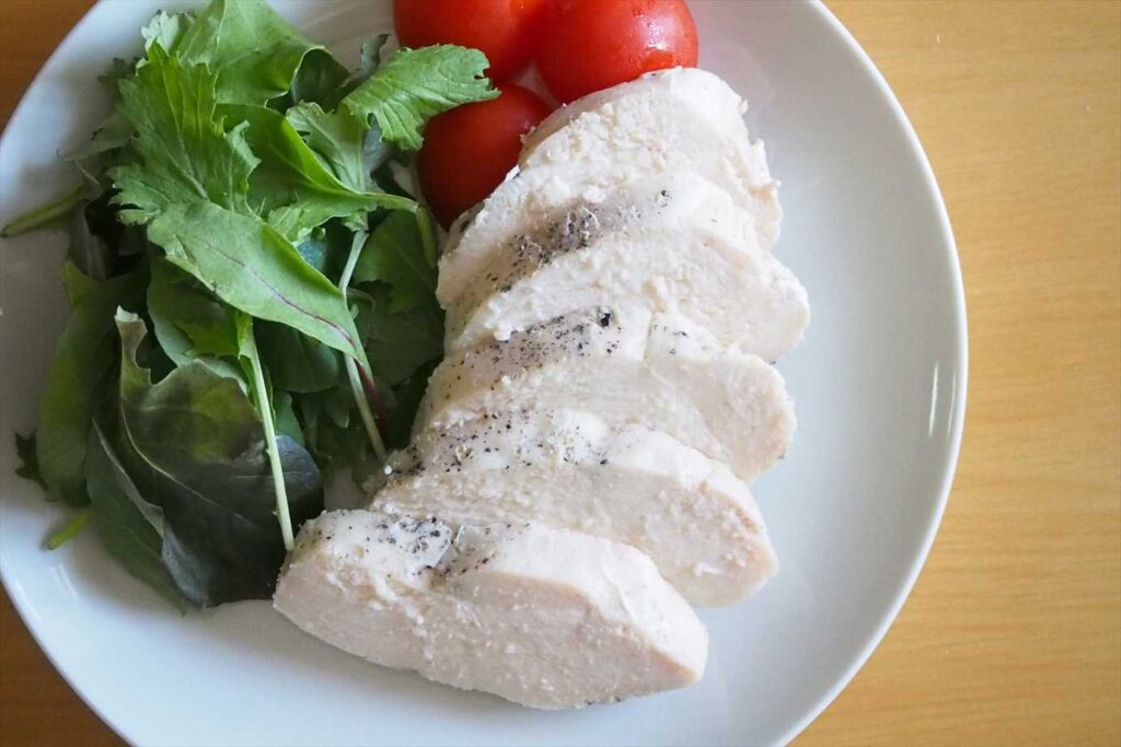 ひとつでメインとスープが作れちゃう♡サラダチキンでカオマンガイ＆即席スープ