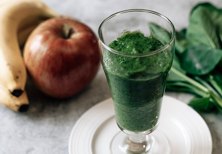 小松菜とりんごのサラサラスムージーバイタミックス Vitamix