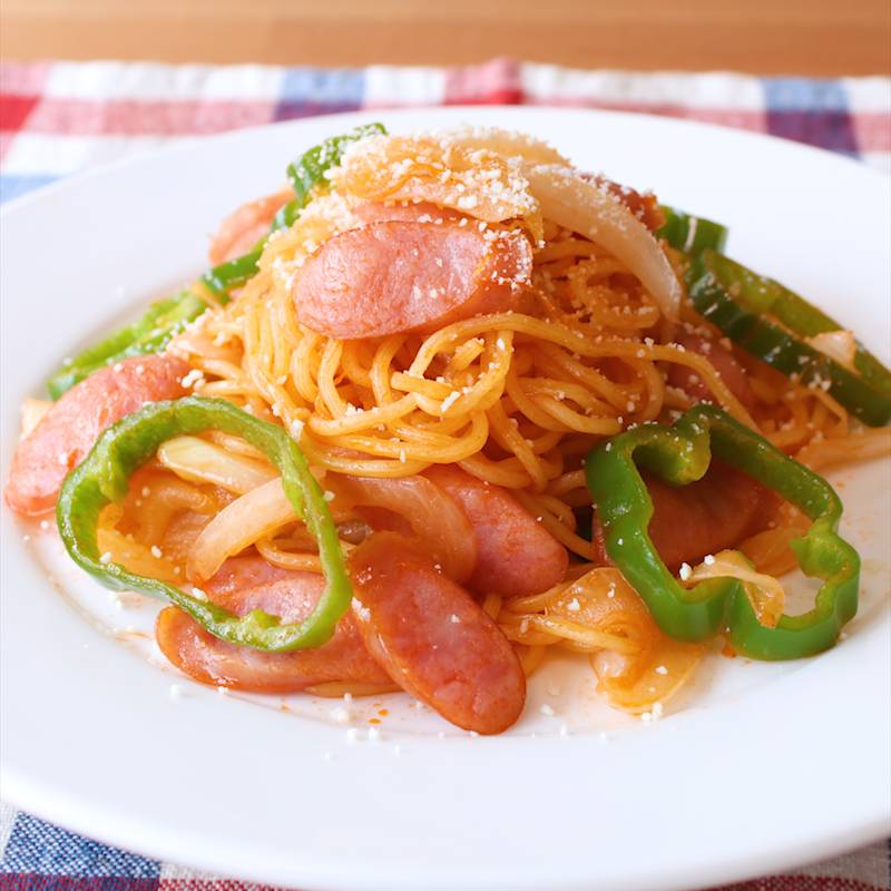 新着動画 しらすをたくさん使ってパスタ風焼そばを作ってみました！ とっても美味しいので、ためしてみりん♪ 本日公開の動画本編はコチラ↓↓https:youtu.be wyWrxBnKiy4焼きそば焼そばペペロンチーノ大磯屋レシピ簡単レシピレシピ動画おいしいもの