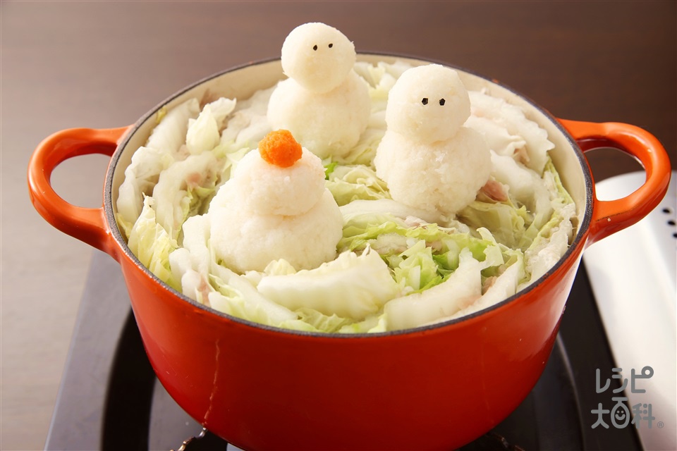 鏡餅とは。意味や由来、飾り方、鏡開きのコツを簡単にわかりやすく解説します