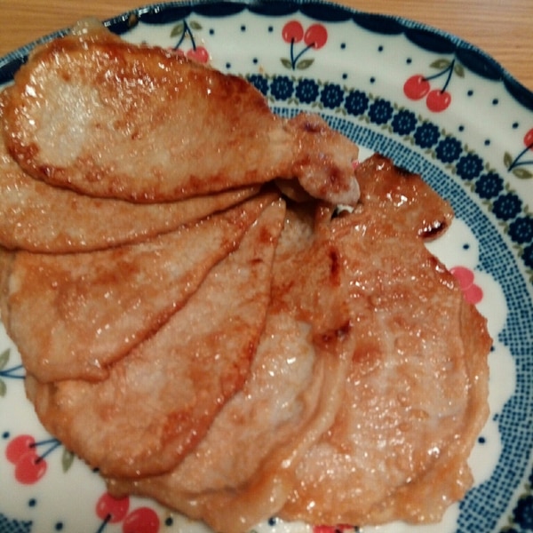 漬け込んでジューシーやわらか！豚肉のローズマリー焼き