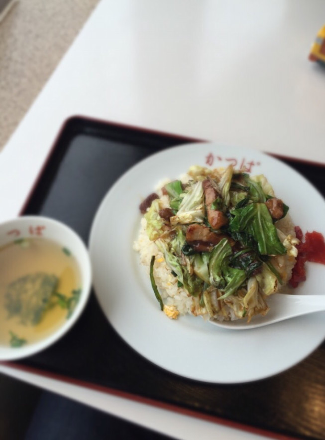 にんにくたっぷり、ステーキチャーハンクラシル