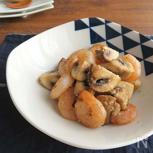 おいしい！マッシュルームを使ったアヒージョのレシピセレクト - SnapDish Food Camera