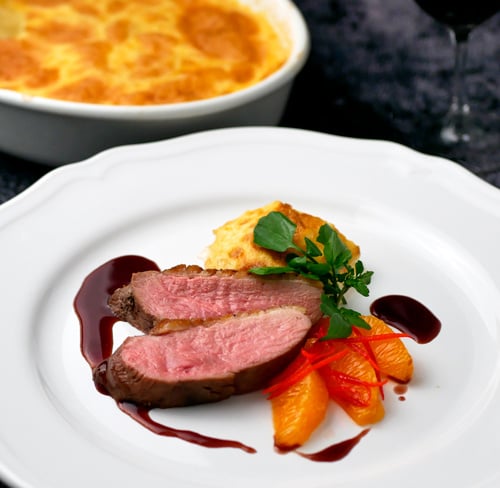 鴨肉のローストオレンジソース ホットワインブーケの香り- 肉料理のレシピ - 朝岡スパイス