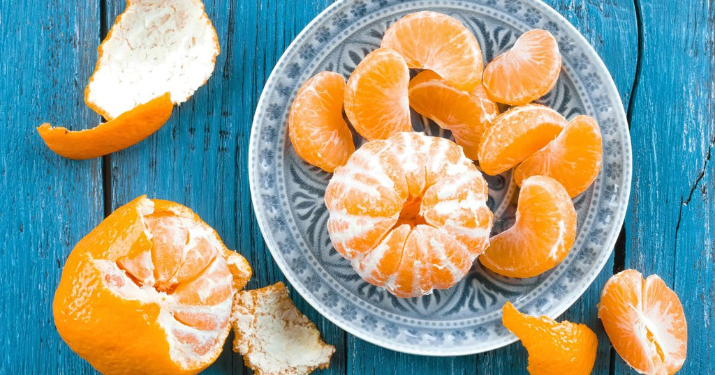 着神Q Q4｢みかんの白い筋の名前は？｣黒山羊クロウ さんのマンガツイコミ 仮