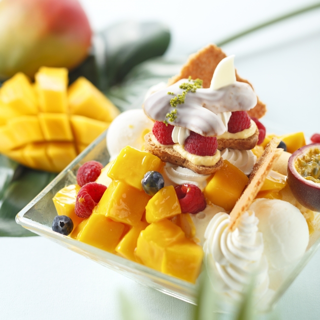 台湾マンゴーで贅沢マンゴーパフェ │ Humming Life plus