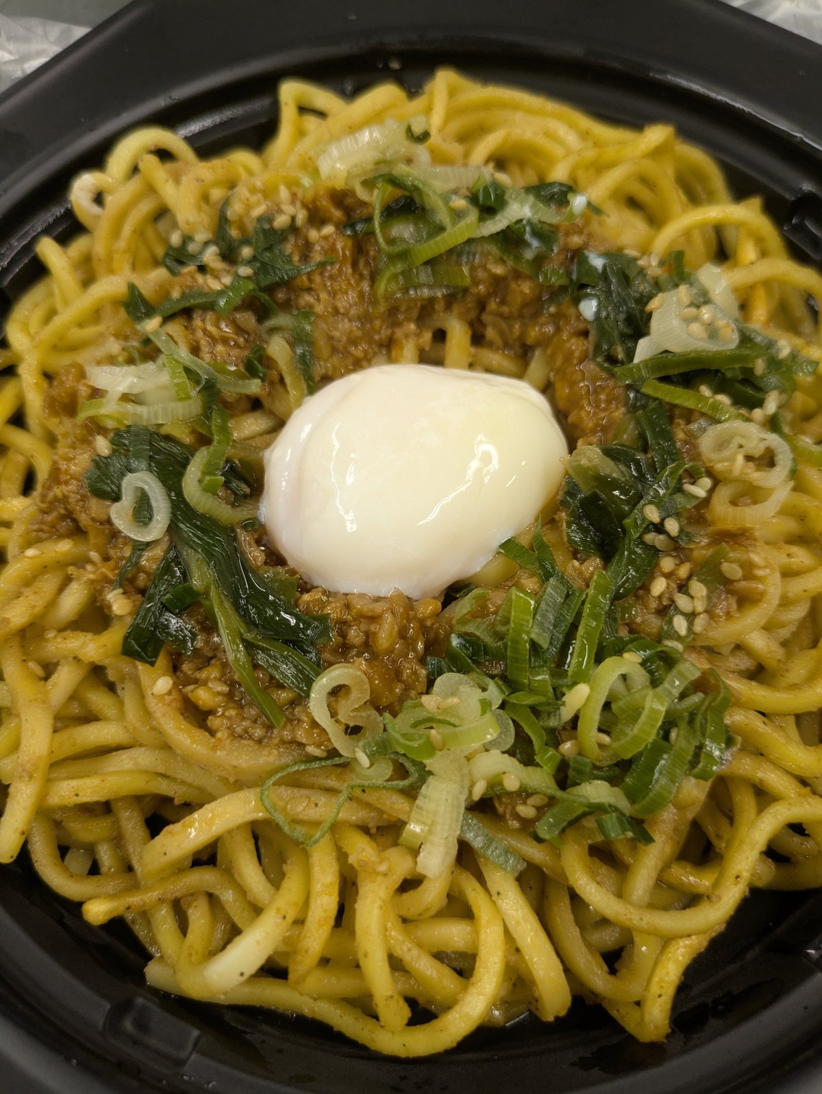 実食レビュー 成城石井の焼きそば2種を食べ比べ！野菜もたっぷりヘルシー派＆ご当地派どちらがお好み？成城石井ライフ