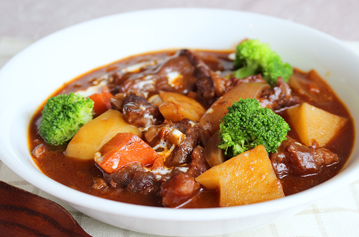 『きのう何食べた？』シロさんの簡単レシピ。「ビーフシチュー」のつくり方