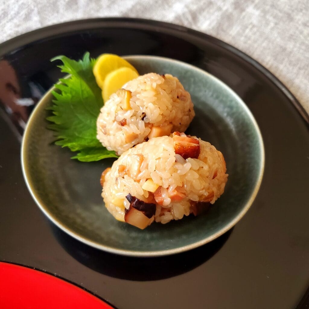 和の境地 !? たけのこと油揚げの炊き込みごはん🍚 栗原はるみレシピ- YouTube