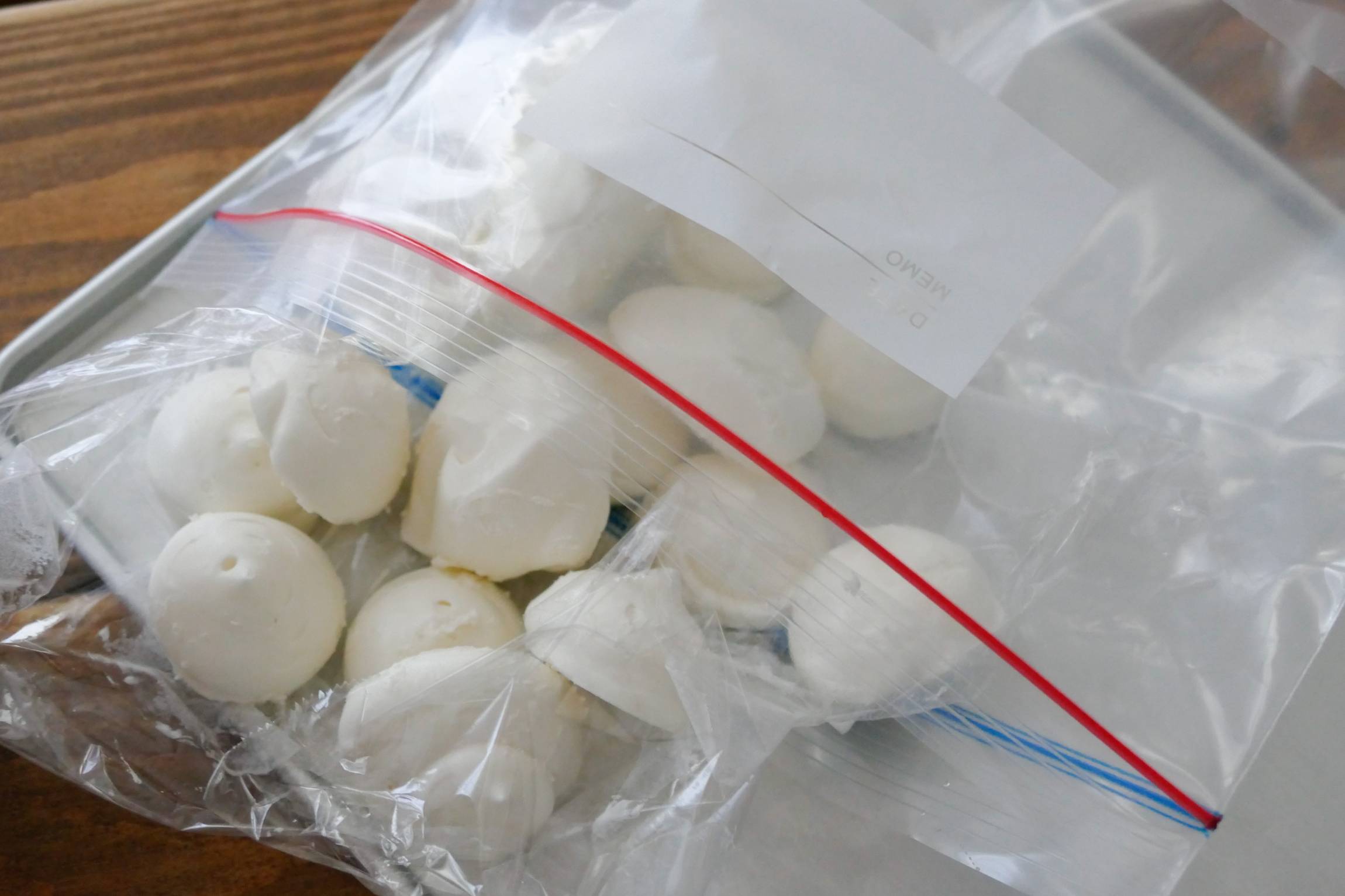 材料２つ！あれが余った時は自家製ホイップバター, 𓂃𓂃𓂃𓂃𓂃𓂃𓂃𓂃𓂃𓂃𓂃𓂃, こんにちわ👋,ジュニカフェ𓌉𓇋レシピでは, 🍽️おうちで作れる今どきごはんと, 🧁かんたんスイーツを発信中🩵, フォローしてね🥰,𓂃𓂃𓂃𓂃𓂃𓂃𓂃𓂃𓂃𓂃𓂃𓂃, 生クリームが中途半端に余ることってありませんか？,ココアやコーヒーに入れたり、泡立ててパンケーキに乗せたりしてるんですが、今回は別のおすすめレシピを紹介します