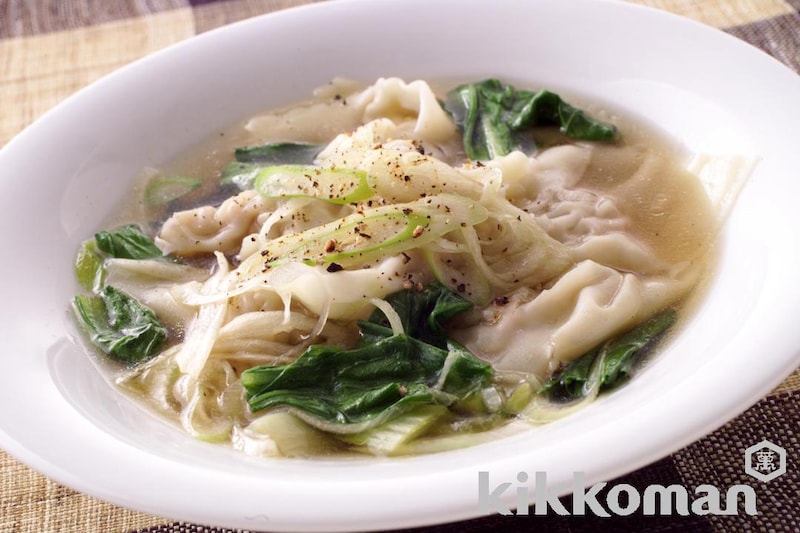 エビ入りワンタンのネギぽんがけ