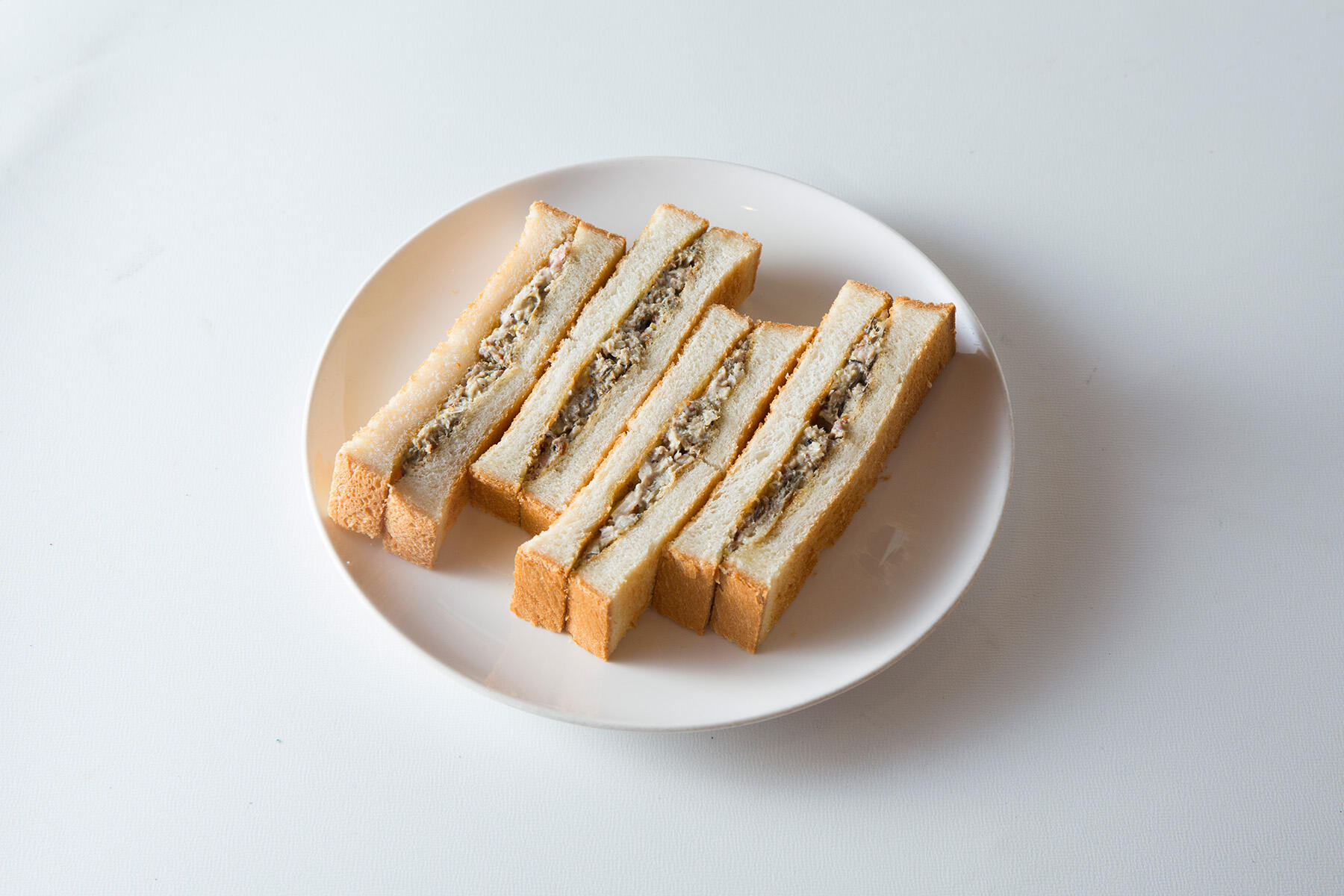 東京でおすすめのグルメ情報 フィッシュサンド をご紹介！食べログ