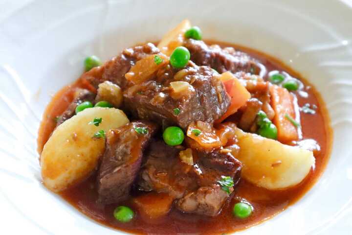 タサン志麻が伝えたい フランス家庭料理が作る幸せな食卓 : 読売新聞