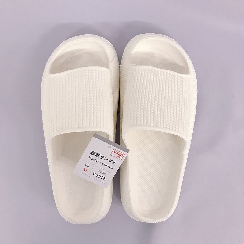 ビーチサンダル100均セリア。子供用サイズ豊富で大人もおしゃれ