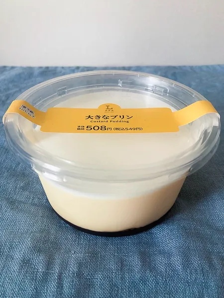 ファミマ新作「プリンドーン！！」を実食 どんぶり型の大容量プリン 進撃のグルメ- エキスパート - Yahoo!ニュース