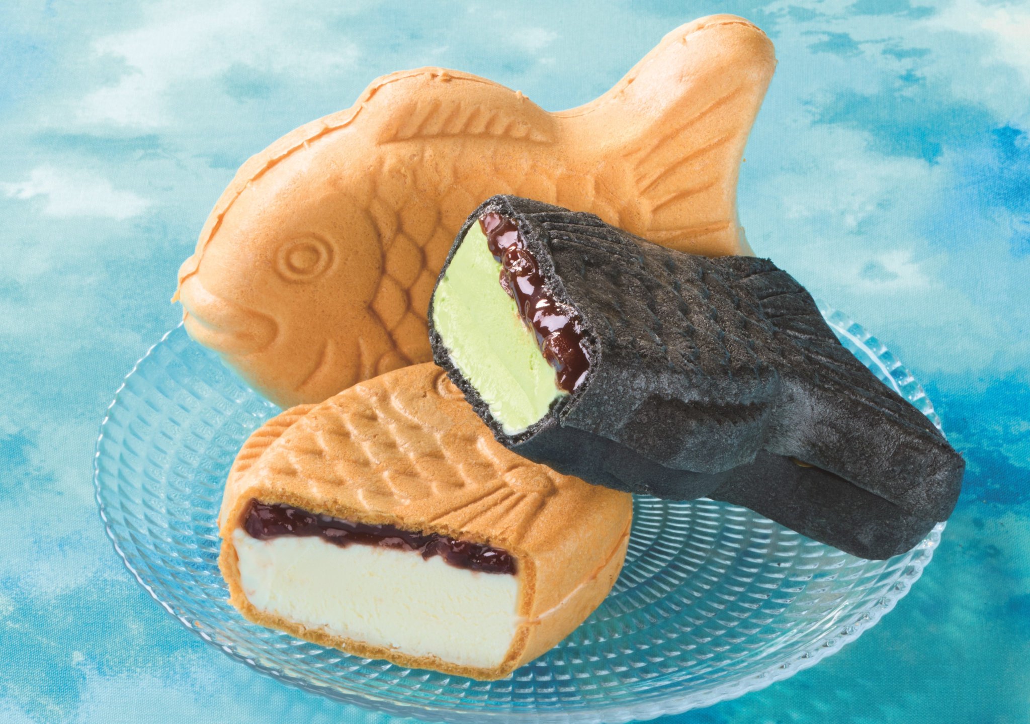 専門店アイス 「和菓子アイス たい焼き最中 宇治抹茶 しっぽまであん 黒蜜風味粒餡入」～シャトレーゼ～Yamato