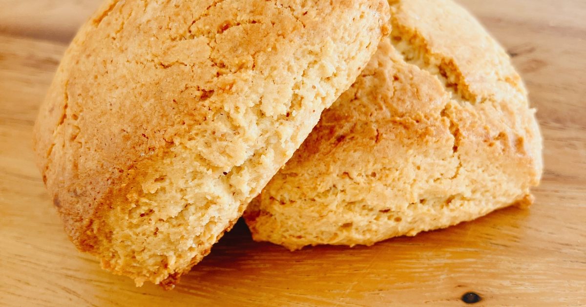 ピーナッツバタードレッシングのブッダボウルサラダ NZで一番人気、PicsSの無糖ピーナッツバター。パンに塗るだけではなくて、他にもお料理にお菓子作りにと色々楽しめます！🥜ピーナッツバターのドレッシング レシピ：ピックス提供ピックスピーナッツバター あら