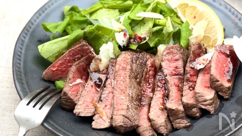 牛肉のタリアータ〜バルサミコにレモン添え
