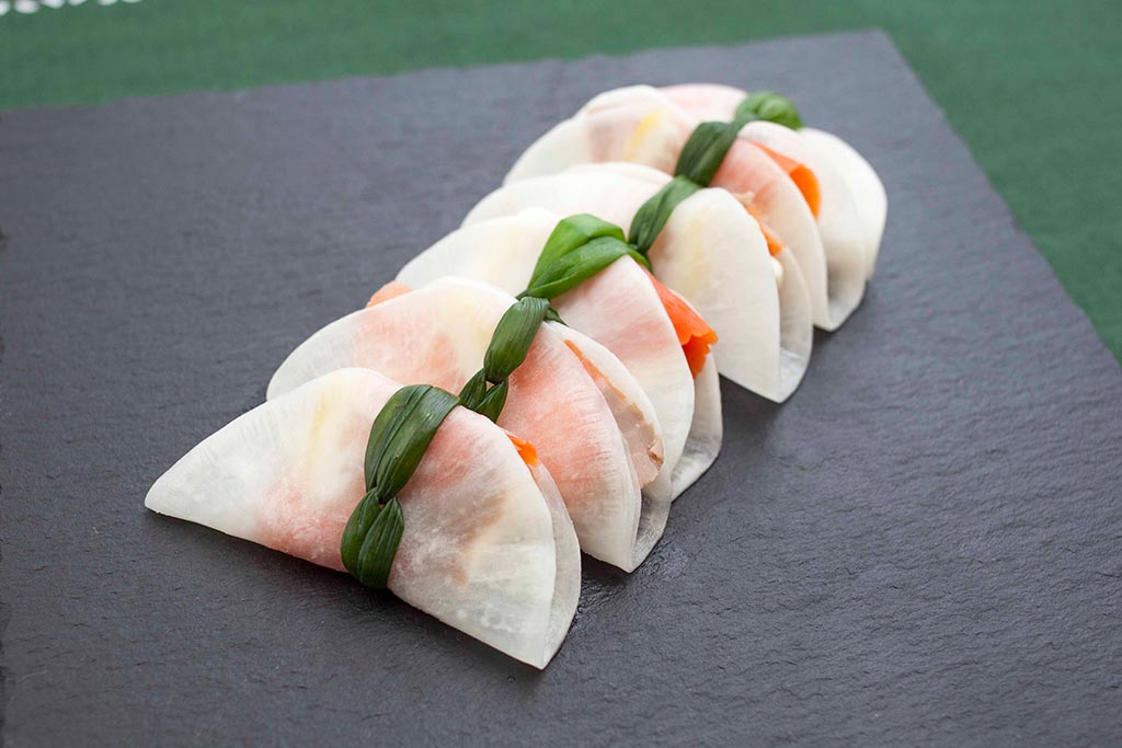 クリームチーズとサーモンのカナッペ のレシピフィラデルフィアクリームチーズ