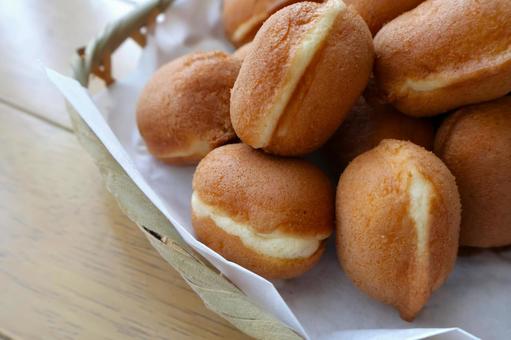 カステラ」の写真素材6,155件の無料イラスト画像Adobe Stock